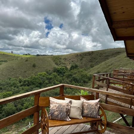 Chacrinha Pousada E Restaurante Chale Tucano Кальдас Екстер'єр фото